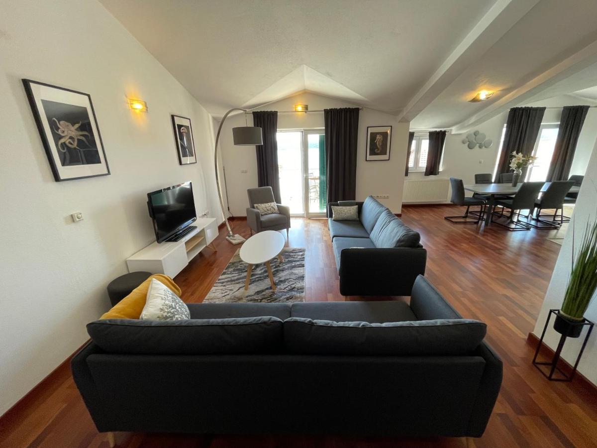 טרוגיר Apartments Cavar מראה חיצוני תמונה