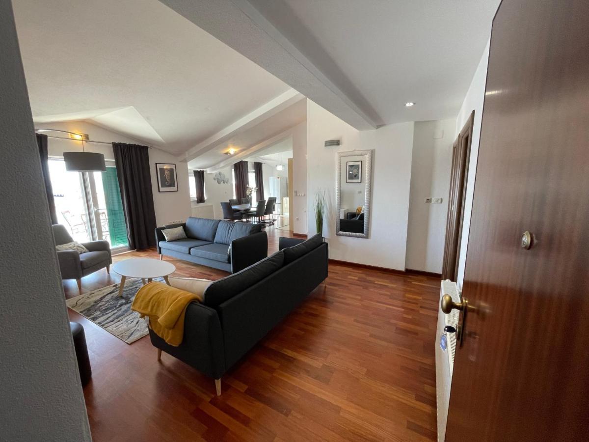 טרוגיר Apartments Cavar מראה חיצוני תמונה