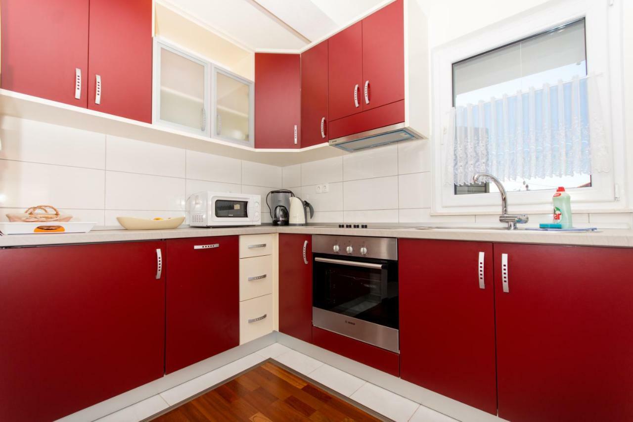 טרוגיר Apartments Cavar מראה חיצוני תמונה