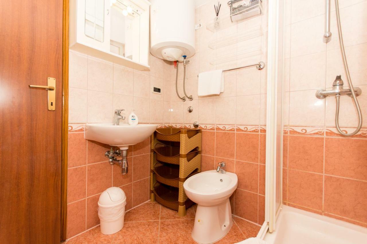 טרוגיר Apartments Cavar מראה חיצוני תמונה